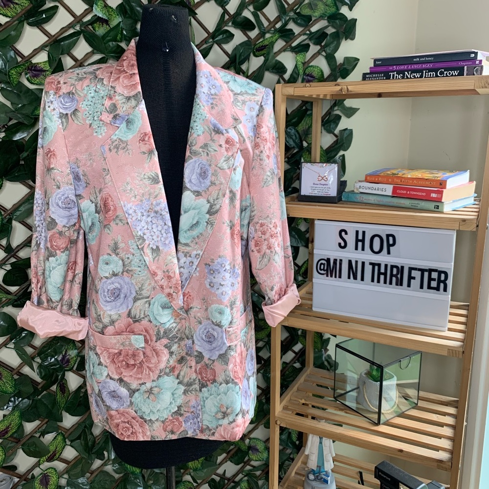 Floral Dunner